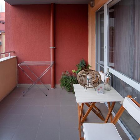Appartamento Beautiful Place In The Heart Of The City!!!! Plovdiv Esterno foto